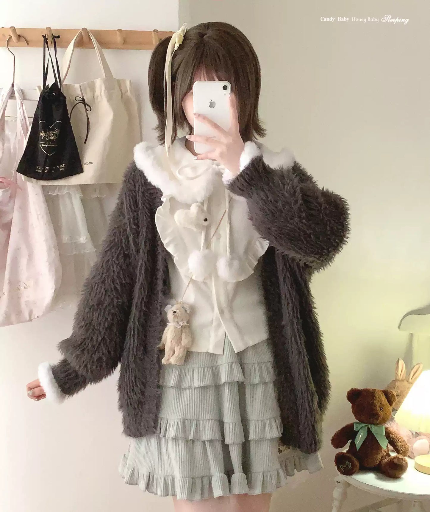 Rabbit brooch furry lace-up bow pom-pom shirt