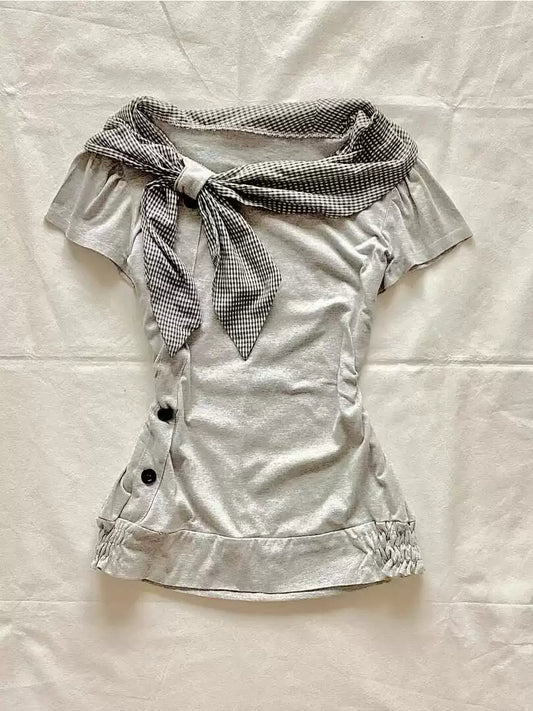 Gray navy collar T-shirt