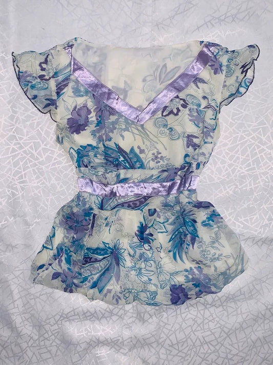 Half-Red Peony Original Blue French-Style Floral V-Neck Short-Sleeve Top with Elegant Vintage Vibe, Summer Women’s Small-Brand Chic