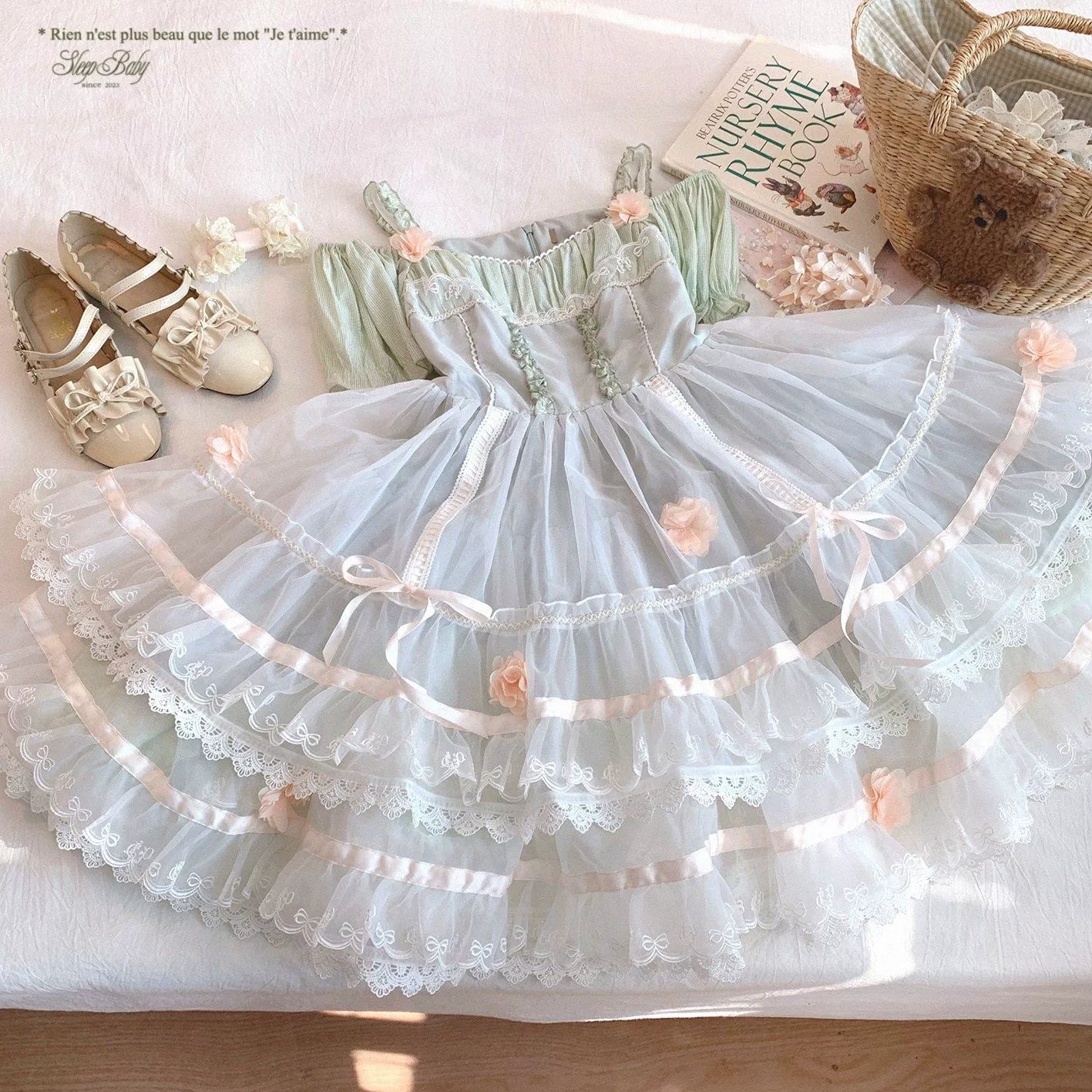 Last-Season Clearance: Vintage Lace Floral Tiered Cake Dress with Bow