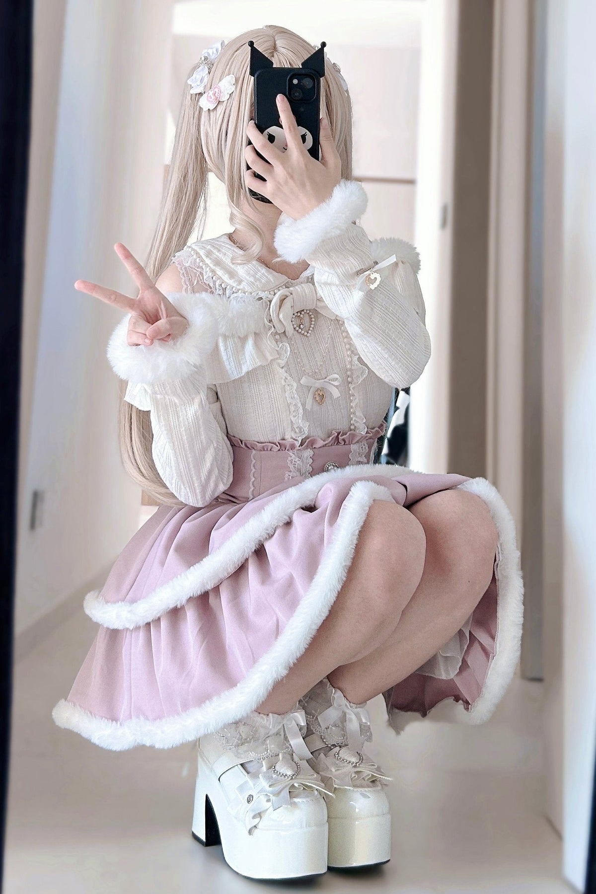 [Pre-order Item] Pearl Lace Ribbon Love Heart Fur Knit Top