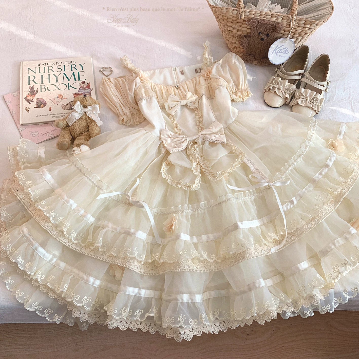 Last-Season Clearance: Vintage Lace Floral Tiered Cake Dress with Bow