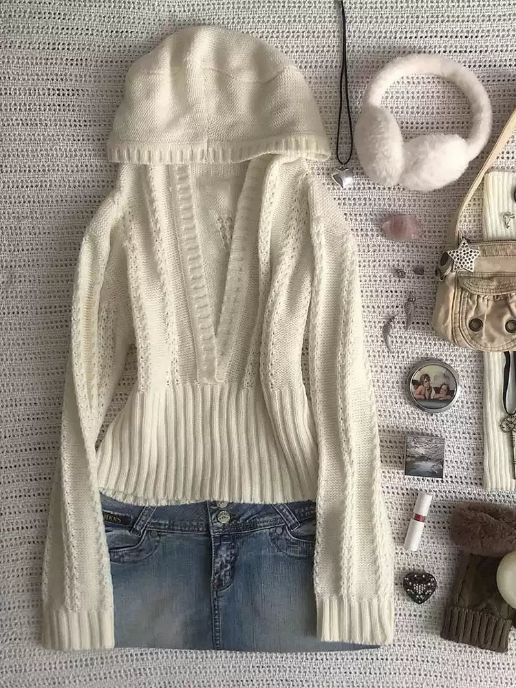 Retro White Hooded Sweater