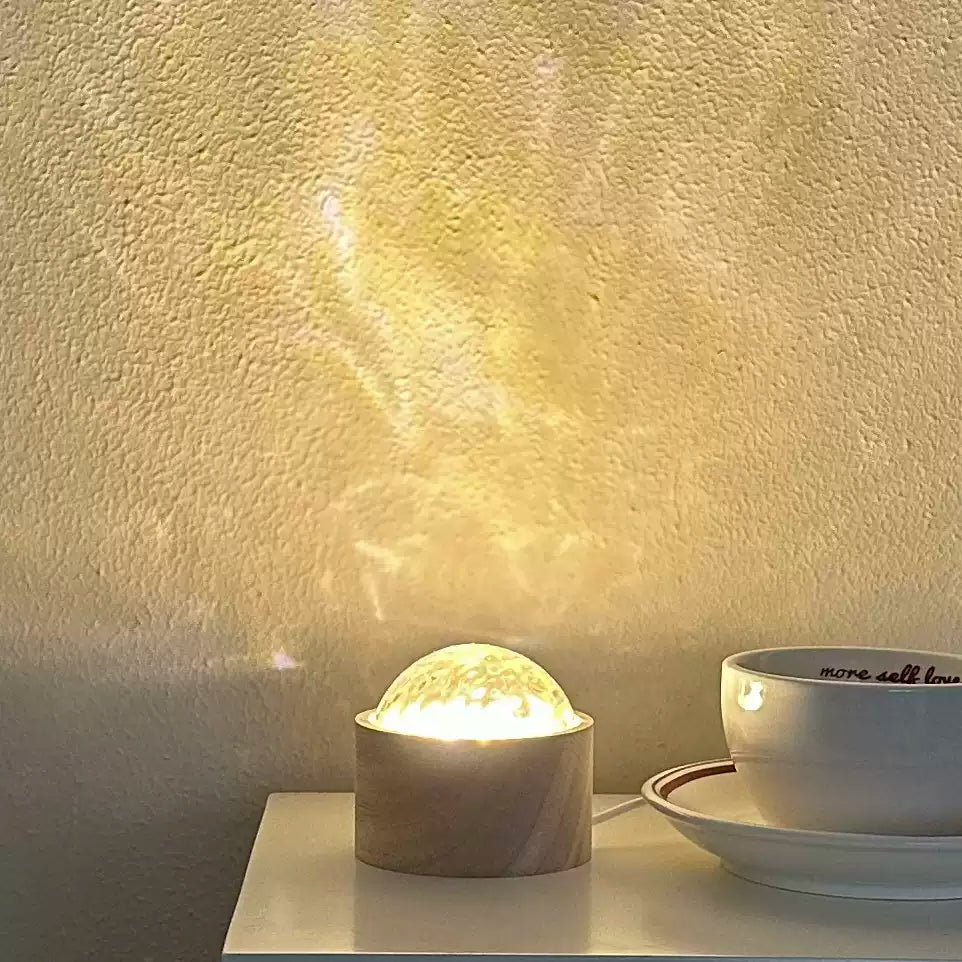 wind rotating water ripple light