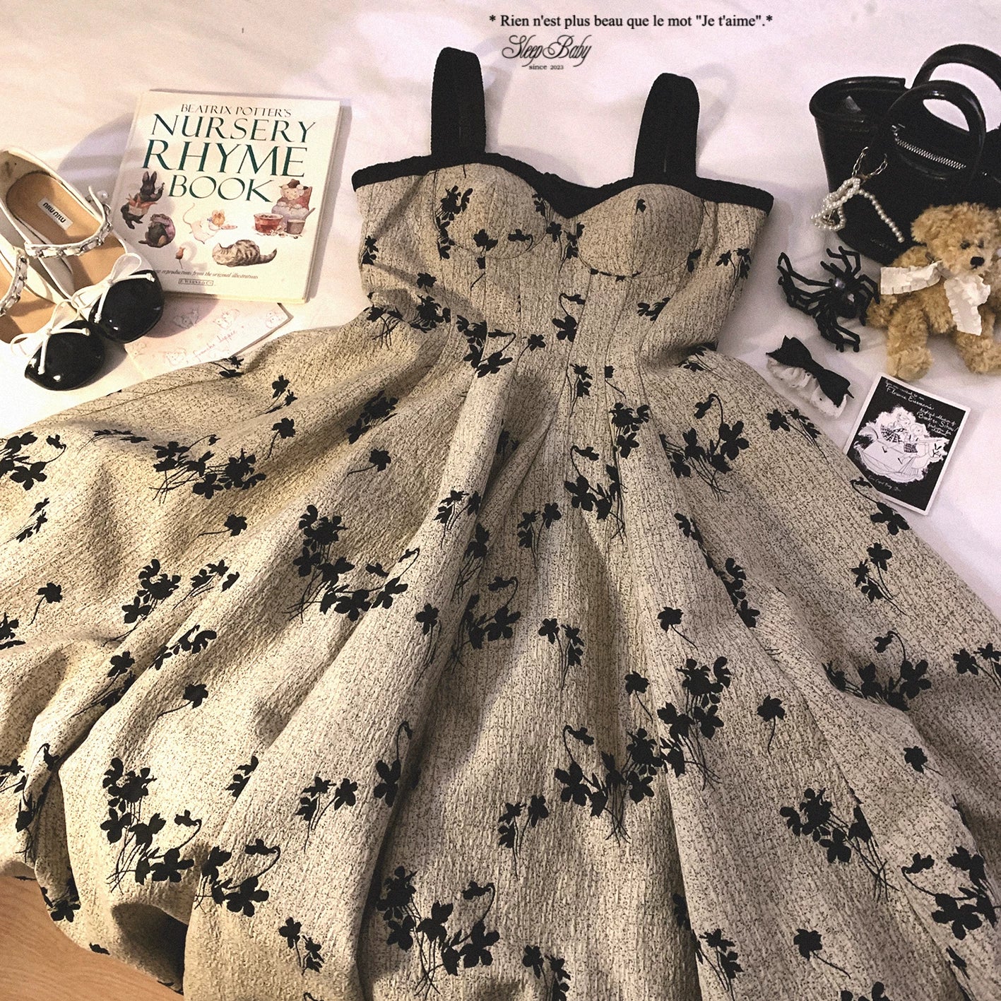 Last-Stock GDRX Vintage Hepburn-Style Oil Painting-Inspired Jacquard Elegant Sheen Satin Shoulder-Strap Slip Dress
