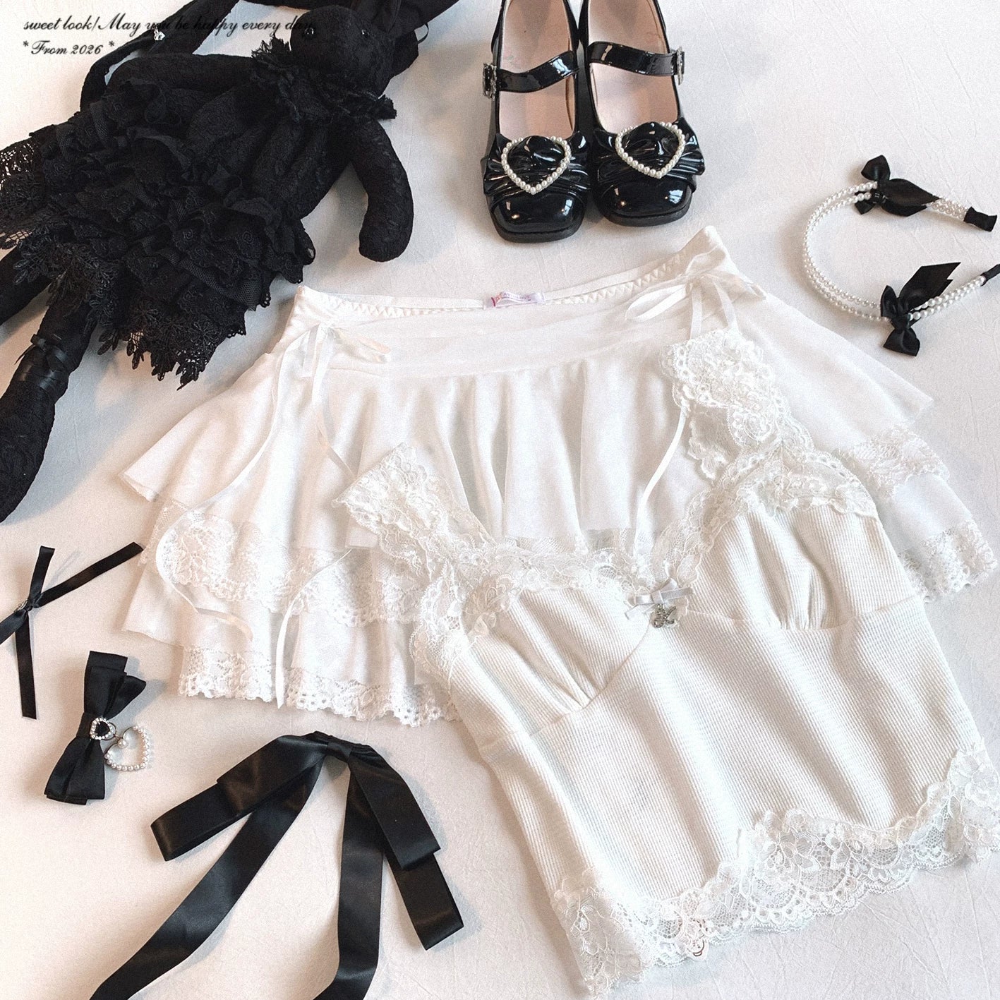 Last-Stock **myyj** Bow Pendant French-Style Soft Waffle Knit Spliced Lace Camisole Top