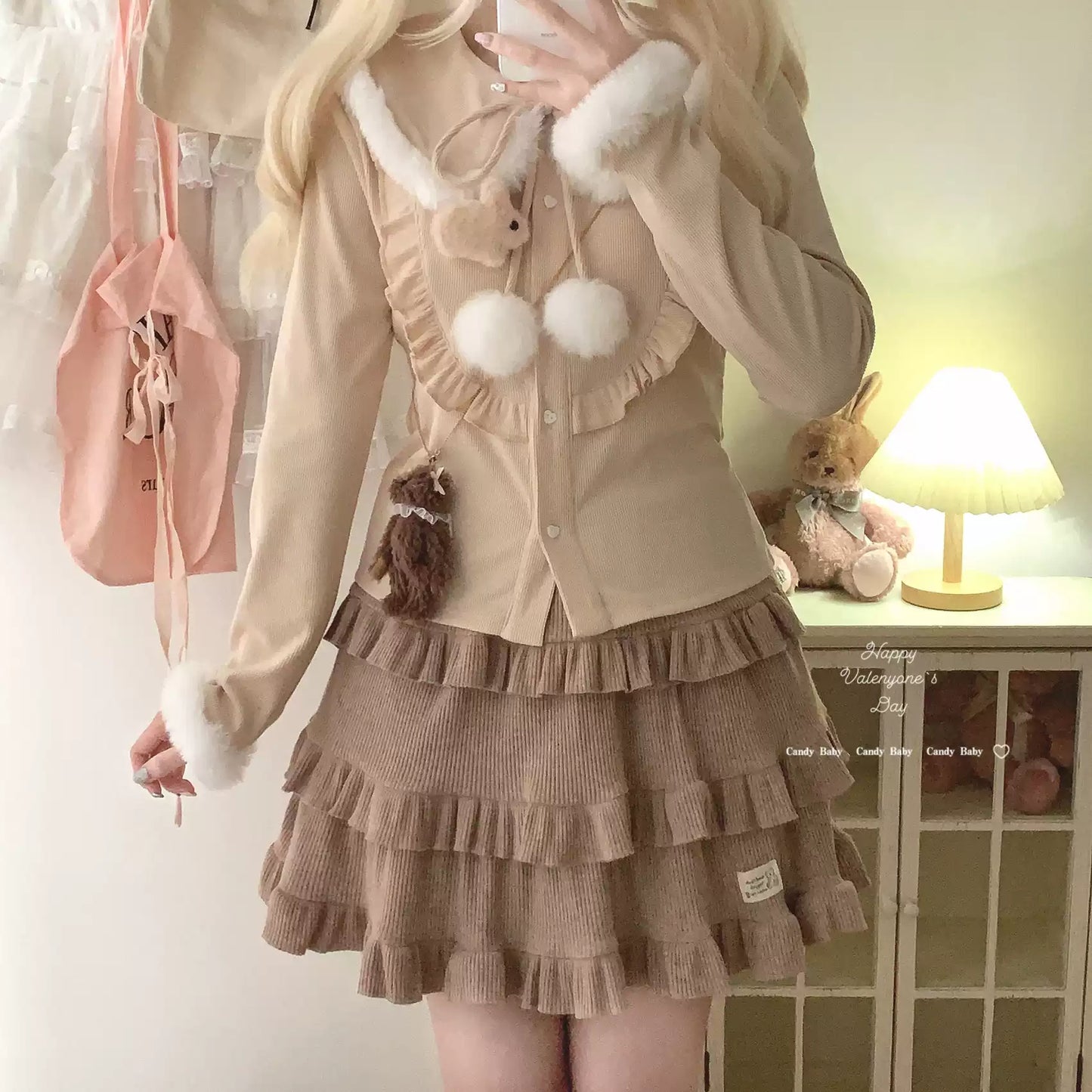 Rabbit brooch furry lace-up bow pom-pom shirt