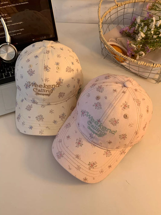 Fresh Floral Embroidered Baseball Cap for Women – Sweet, Versatile Style with a Wide Brim for a Flattering, Sun-Shielding Fit