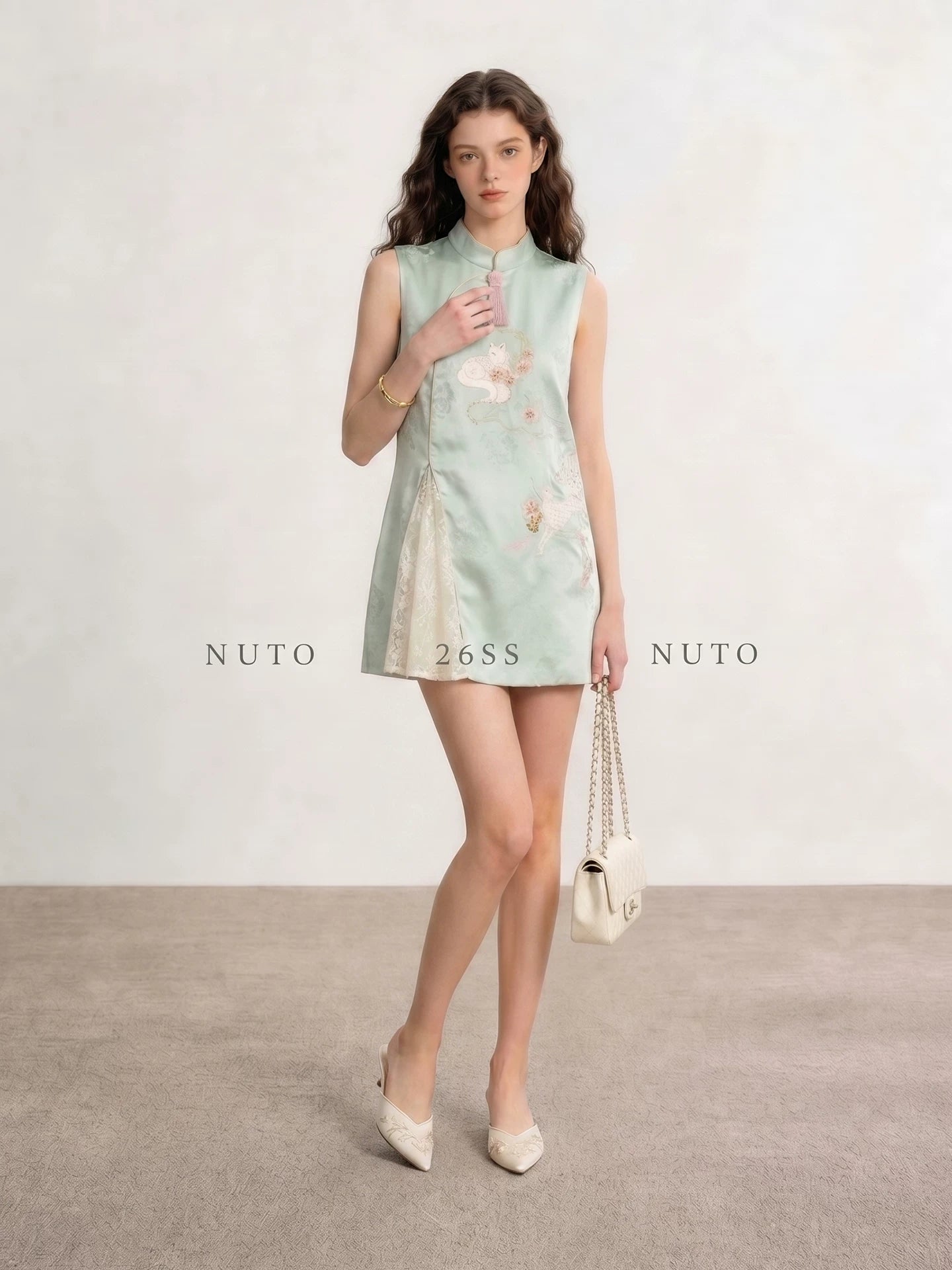New Chinese-Inspired Embroidered Sleeveless Vest for Women 2026, Ultra-Hot Guofeng Tank Top