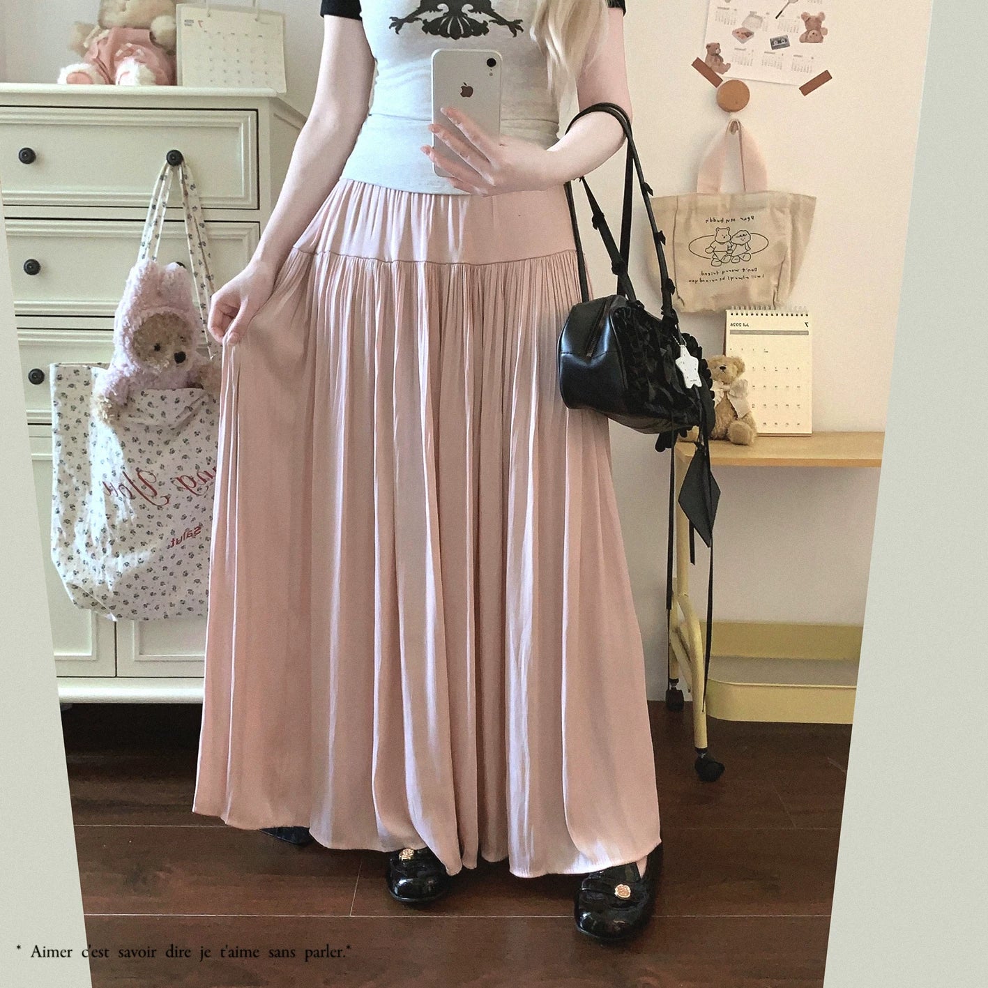 Last Pieces—Elegant High-Waist Pleated Midi Skirt with Soft Draping, Feminine & Versatile