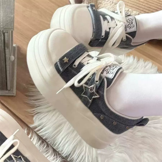Starry Thick-Soled Sneakers with Studded Stars Canvas Shoes, Lolita Casual Height-Boosting Sporty Fashion for Students, White Sneakers