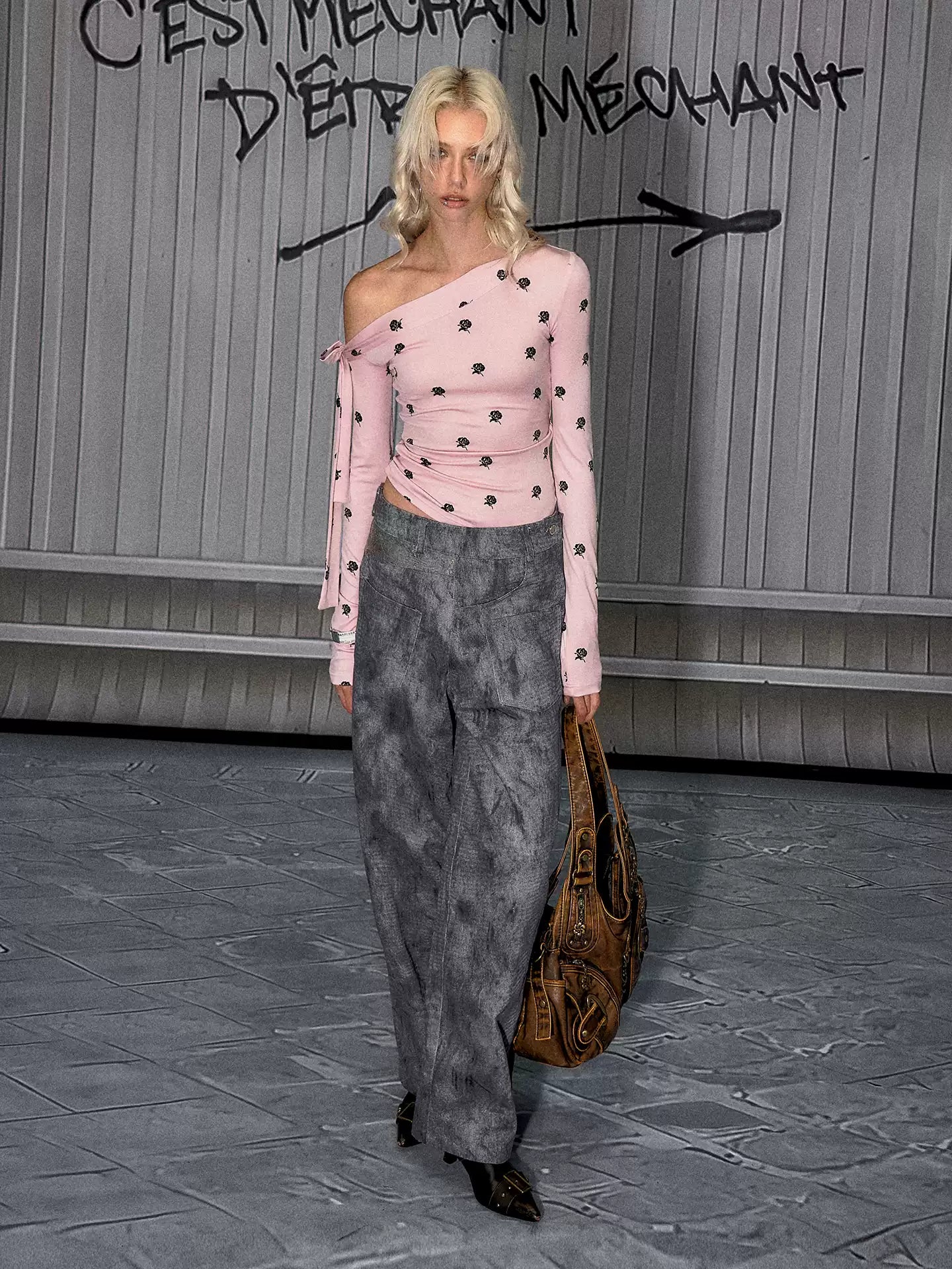 Peter Pan Off-shoulder Pink Long-sleeved Top