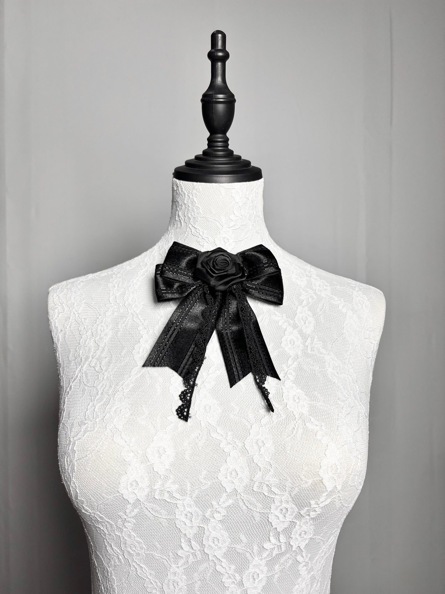 [Pre-order] Dark Gothic Black Short Jacket + White Shirt + Rose Ribbon