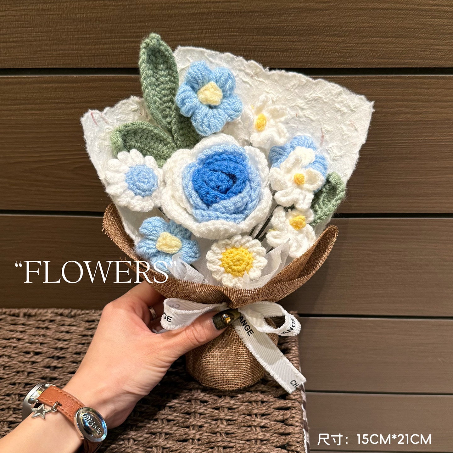 Valentine's Day hand-knitted bouquet