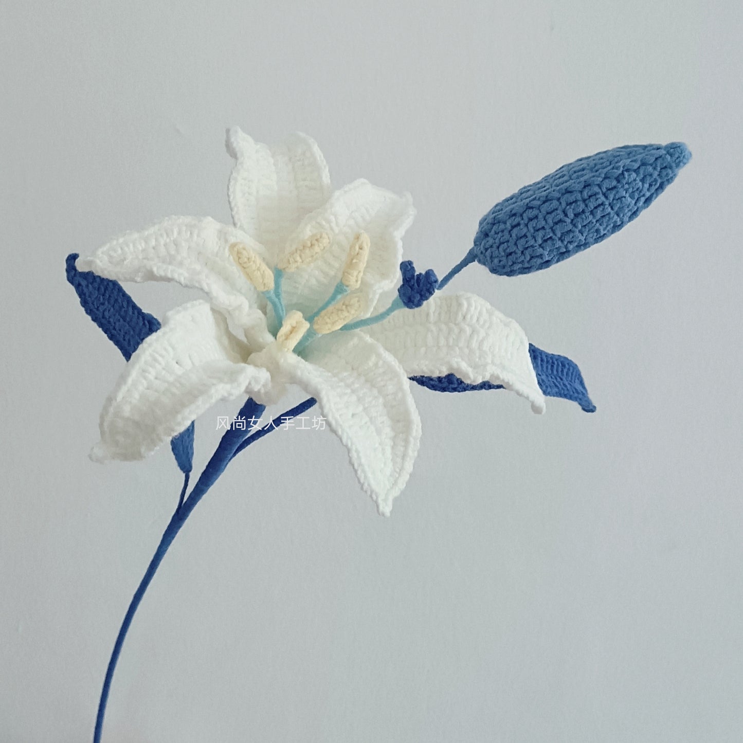 lily wool hand-woven flower