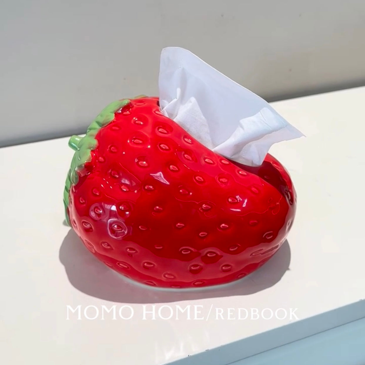Pink strawberry tissue ceramic box