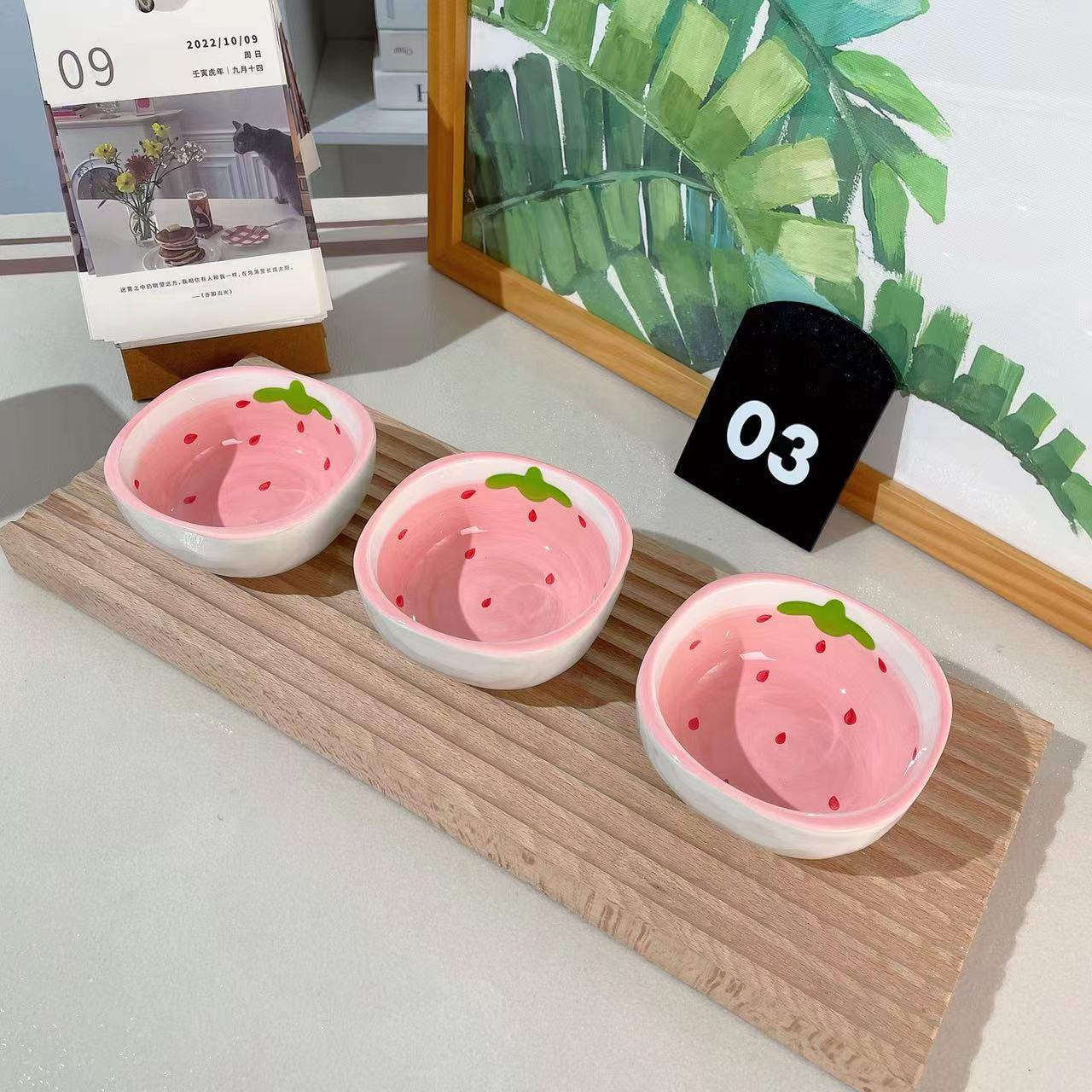 Strawberry ceramic small dish