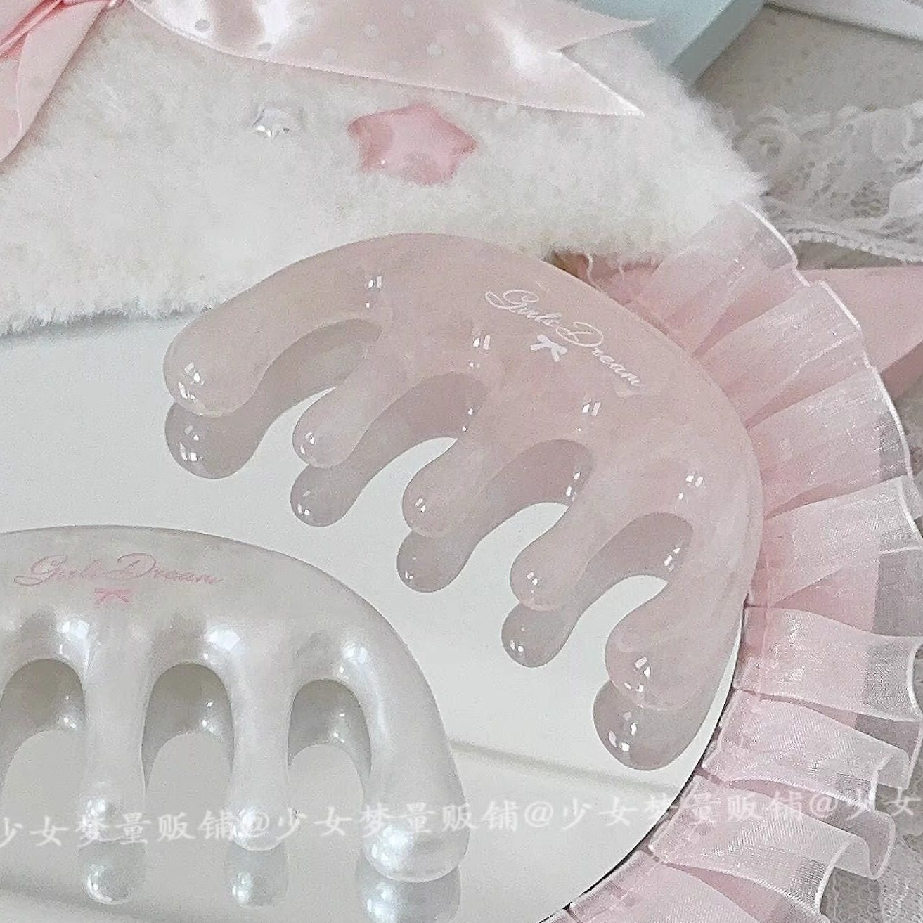 kawaii massage comb Pink five-tooth massage comb