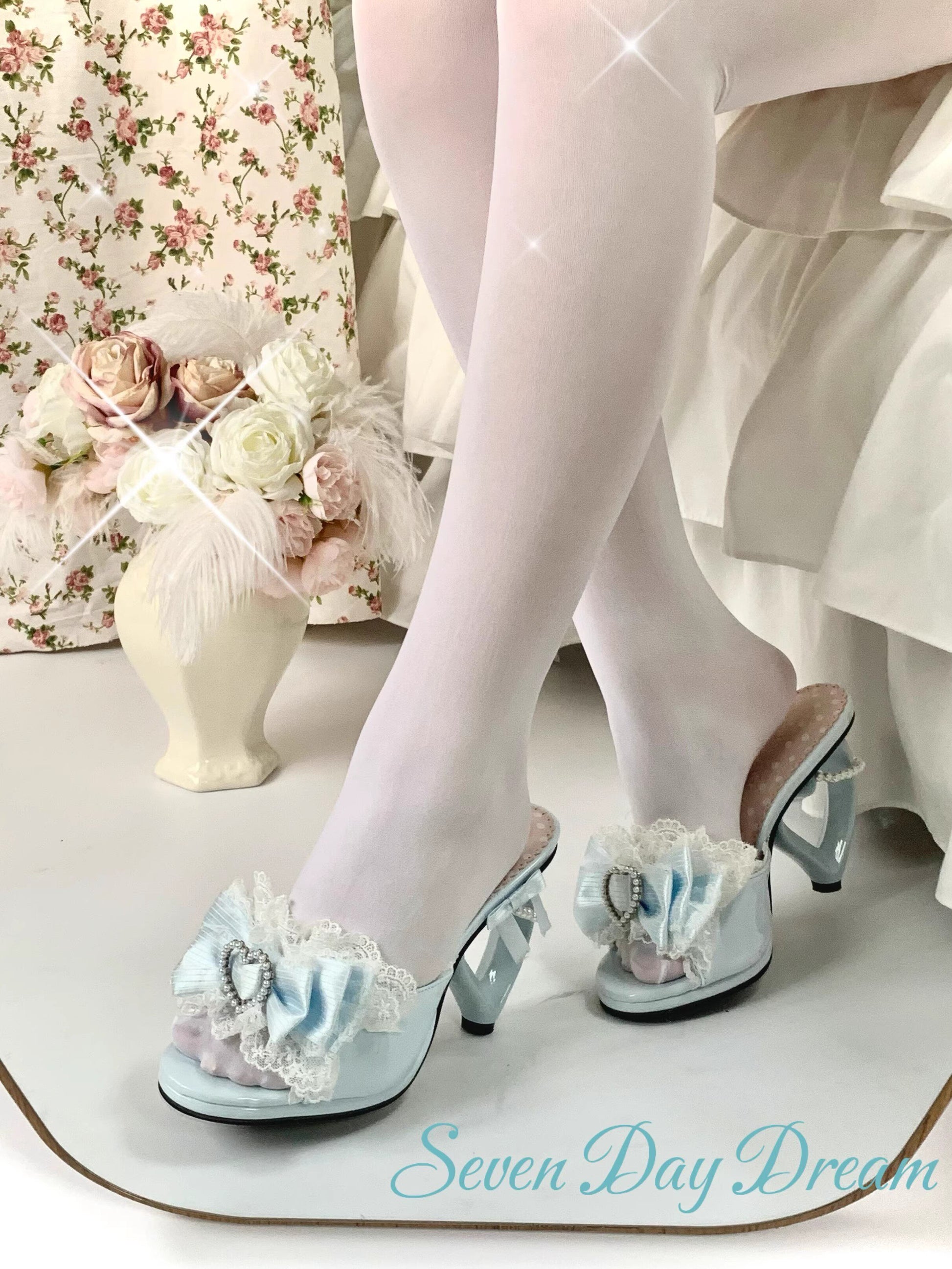 lace bow heart high heels