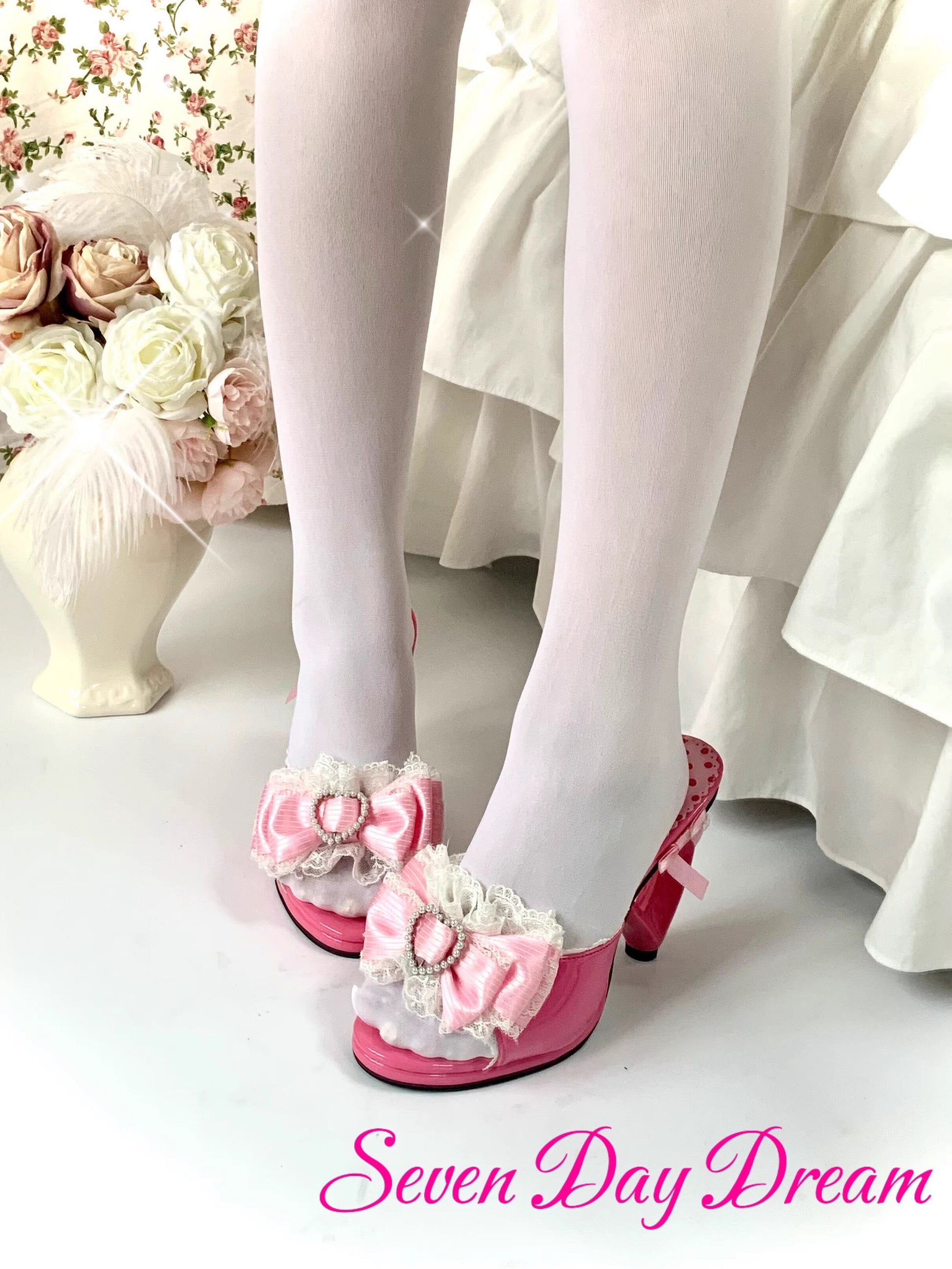 lace bow heart high heels