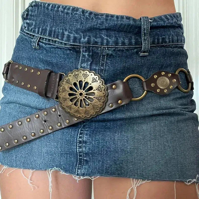Vintage Ethnic Designed Buckle Belt Brown