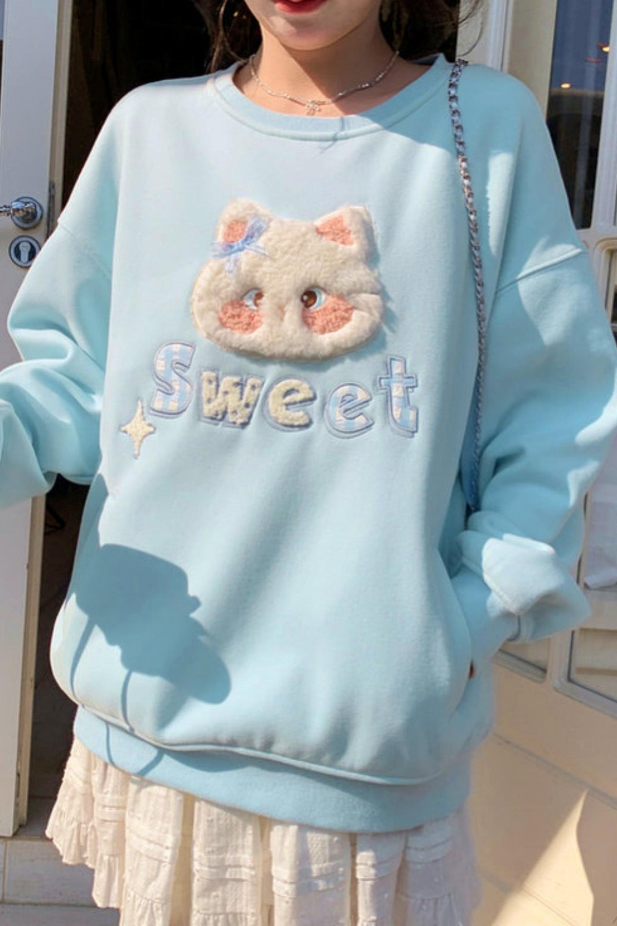 Cute Cat Embroidered Sweatshirt