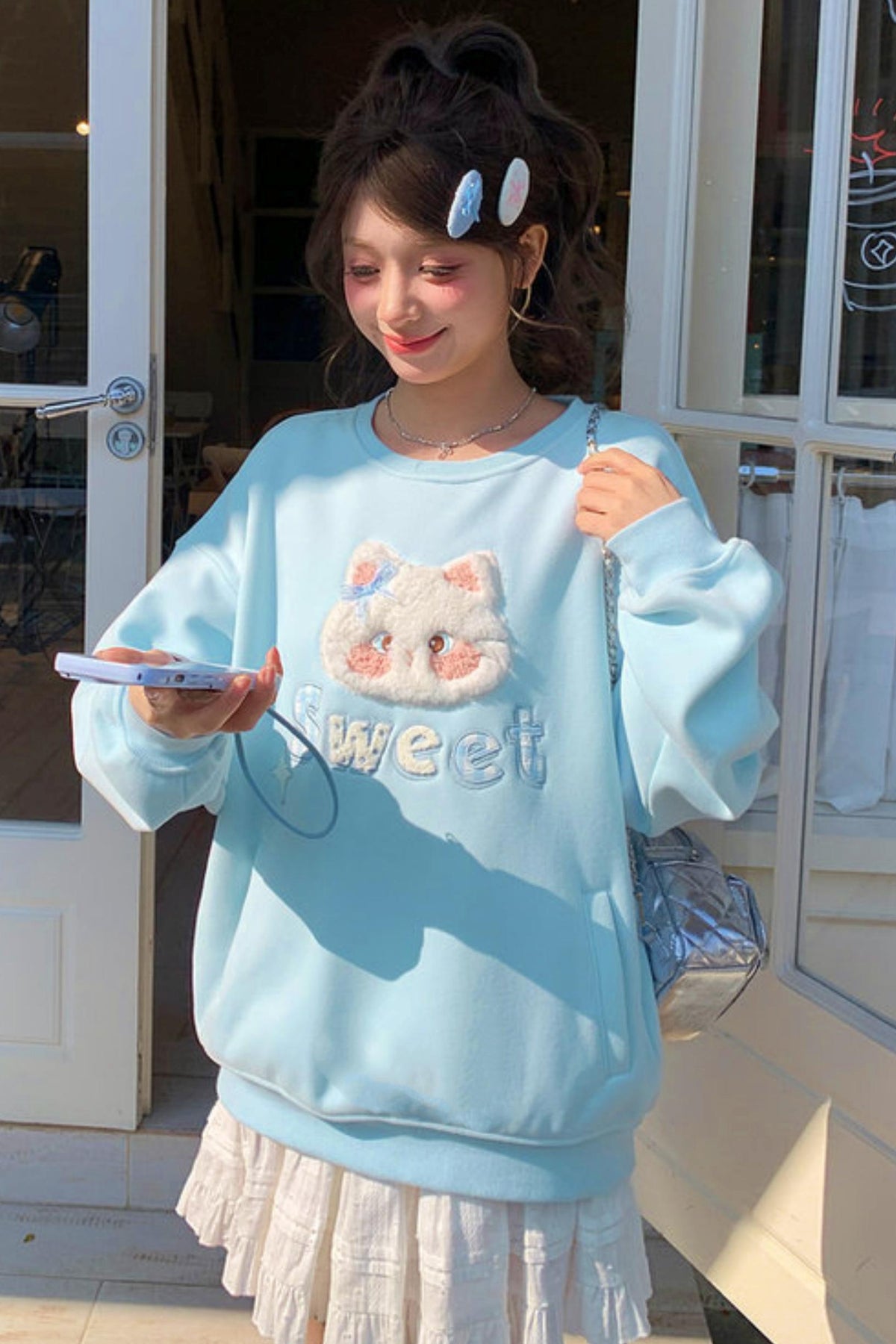 Cute Cat Embroidered Sweatshirt