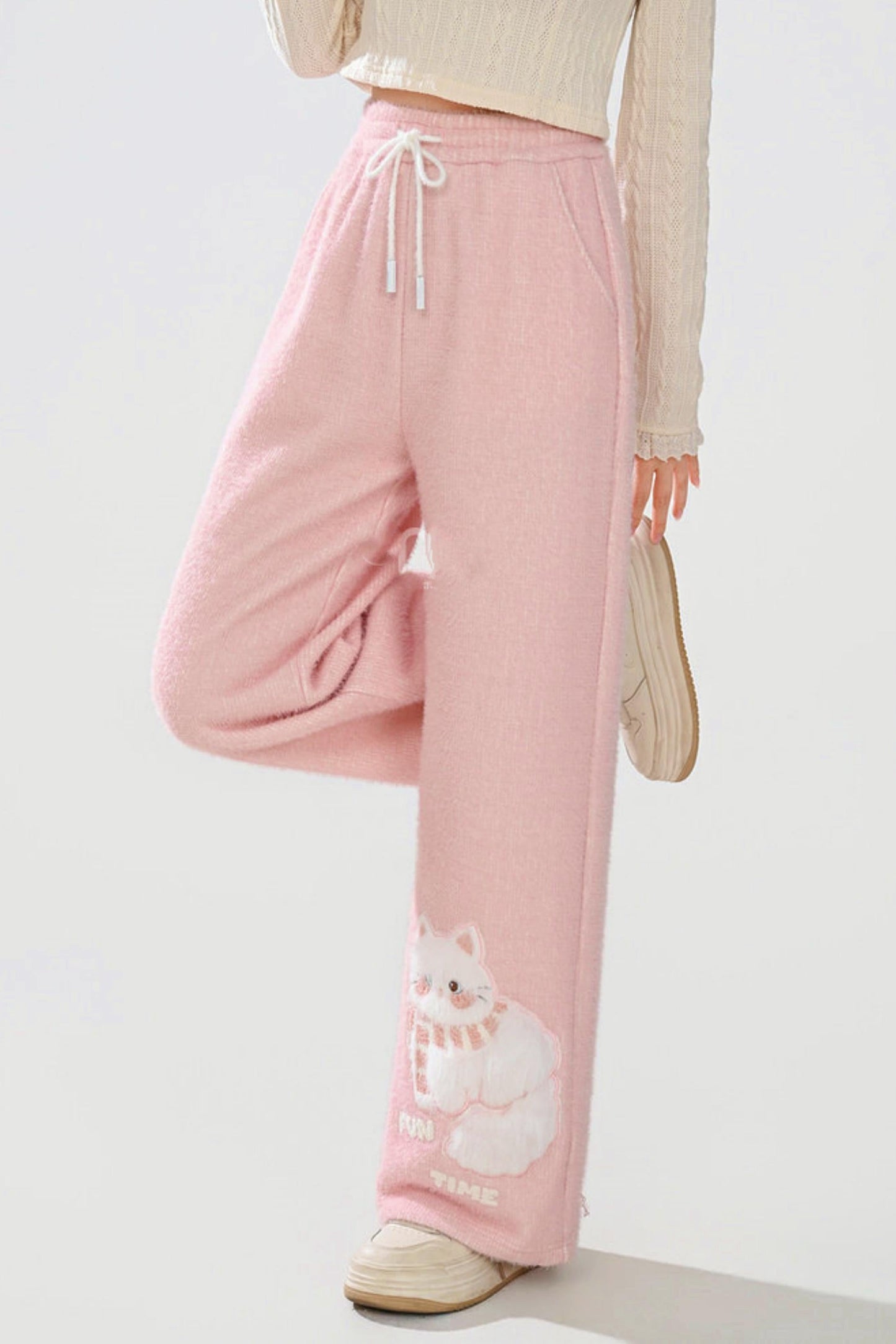 Pink Plush Cat Embroidery Pants