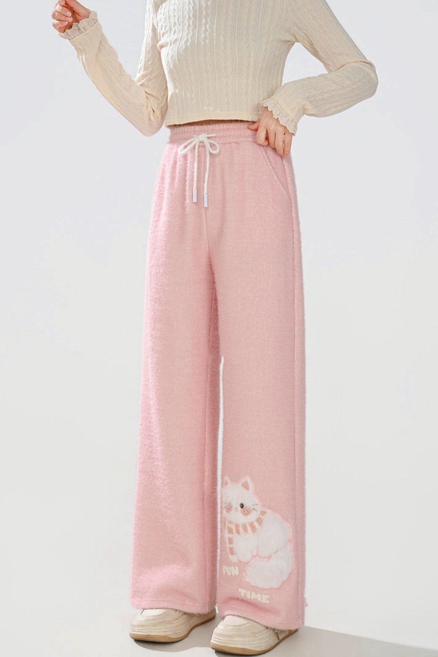 Pink Plush Cat Embroidery Pants