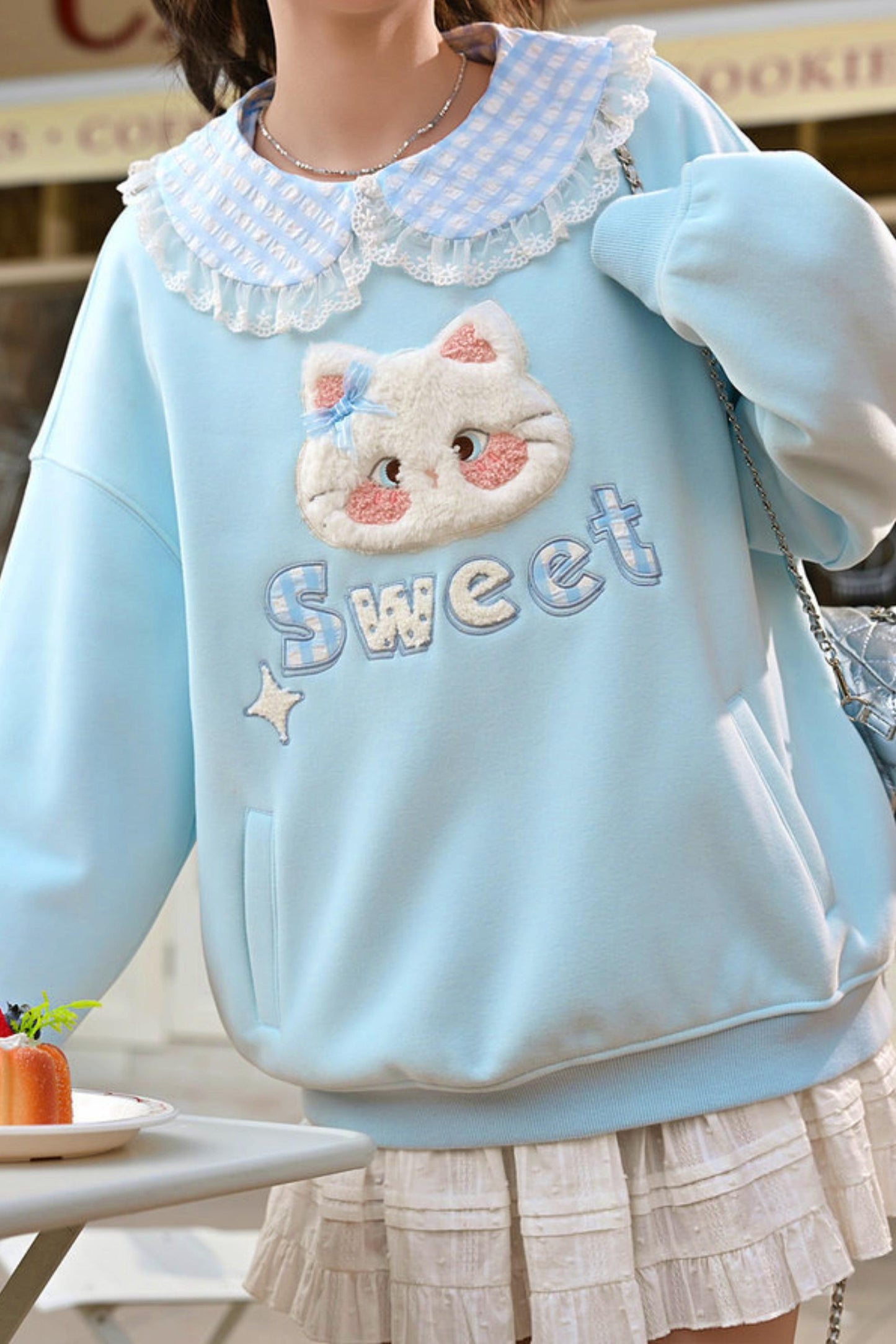 Cute Cat Embroidered Sweatshirt