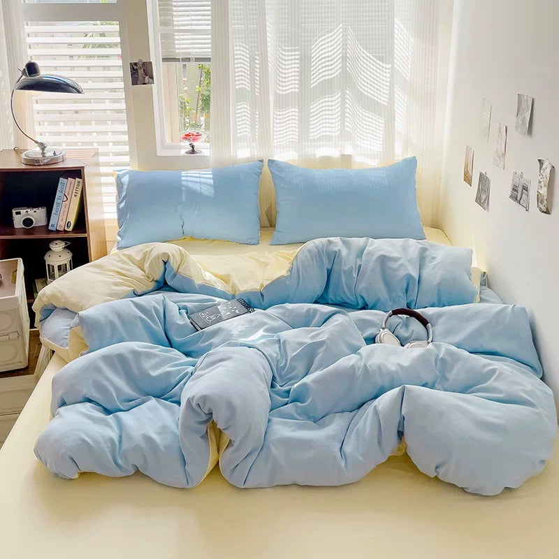 Light Blue Minimalist Bedding Set