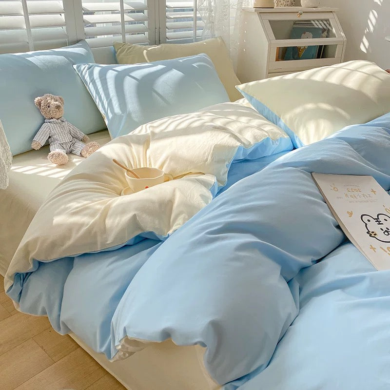 Light Blue Minimalist Bedding Set