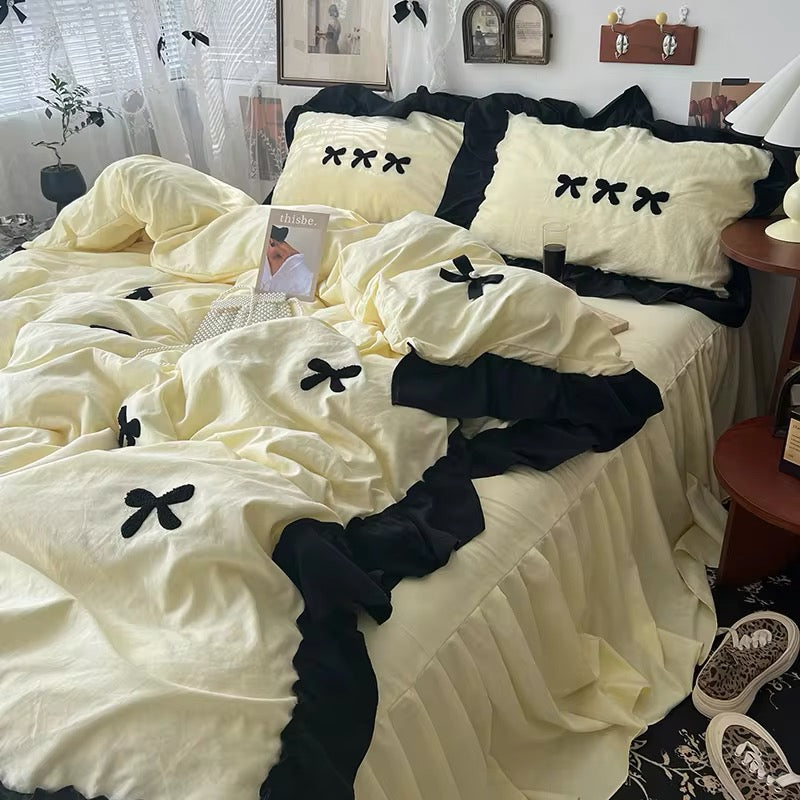 Aesthetic Pink Bedding Set with Bow Yellow