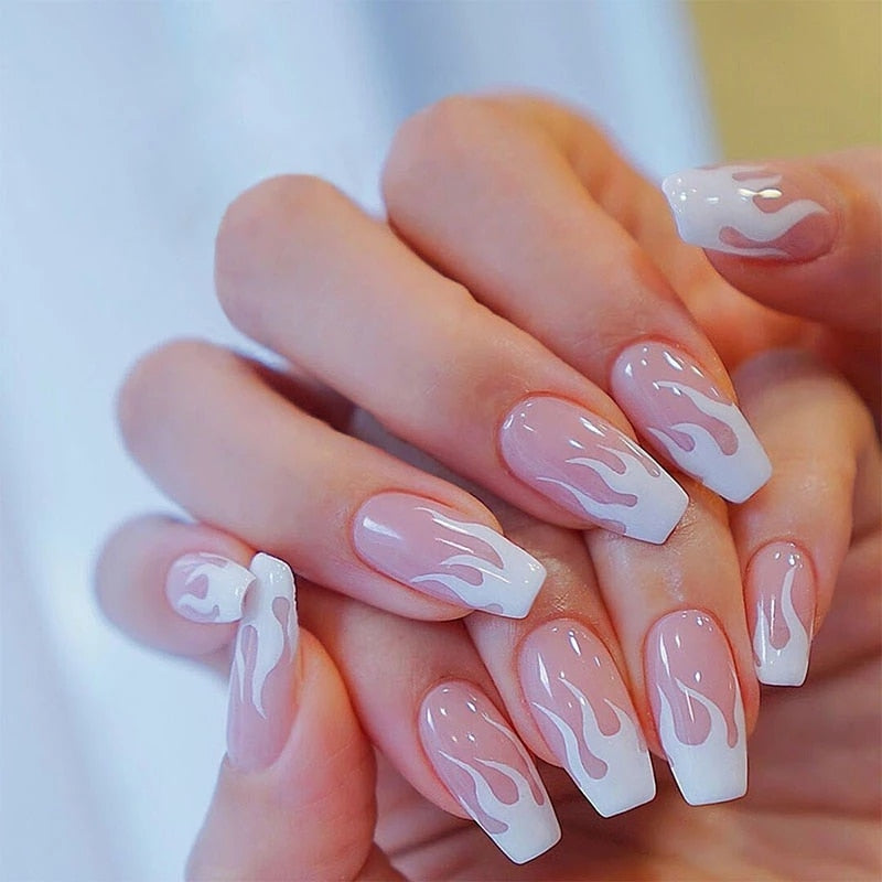 Dolly Press On Nails