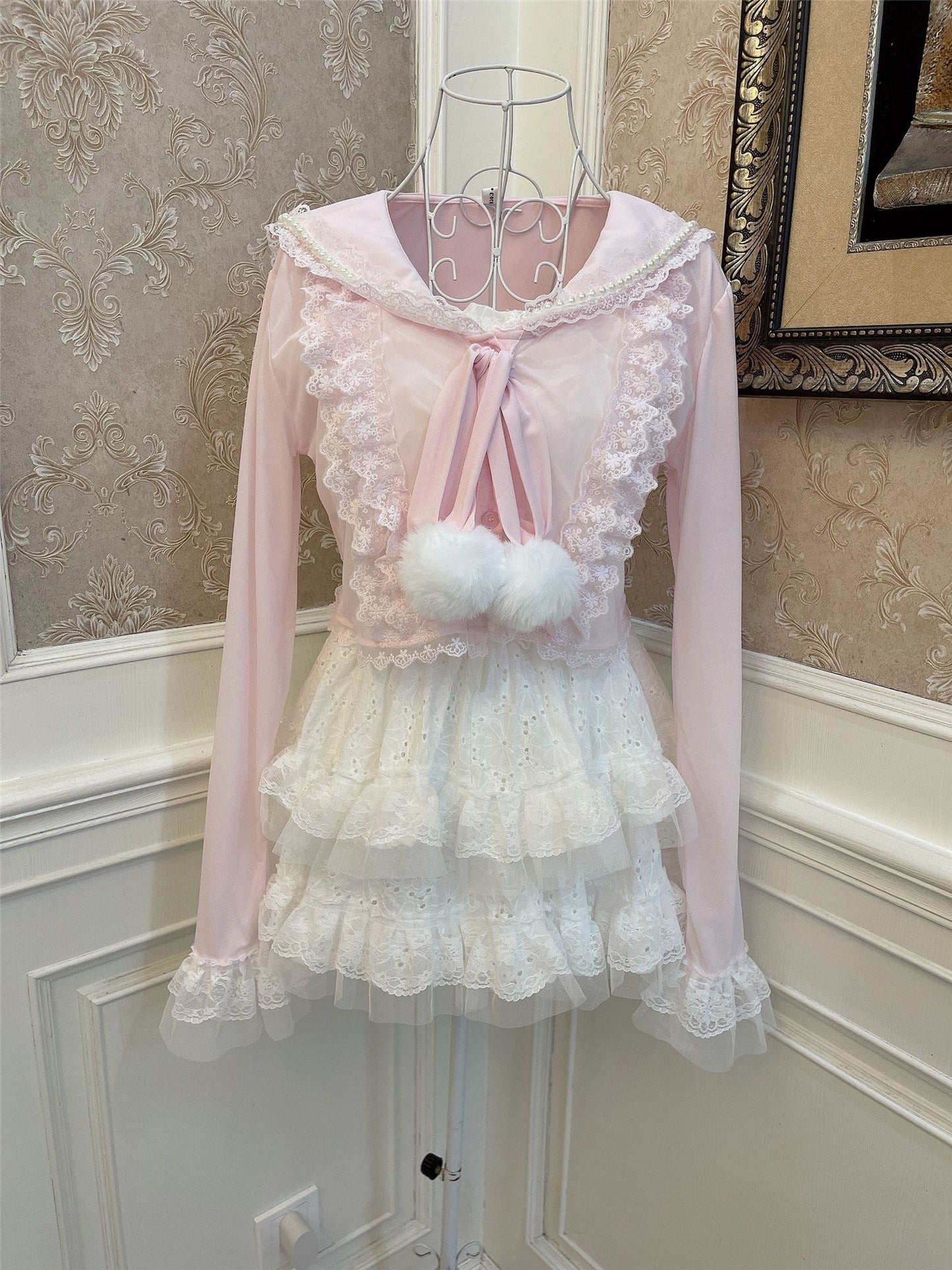 Sweetheart Princess Cropped Cardigan