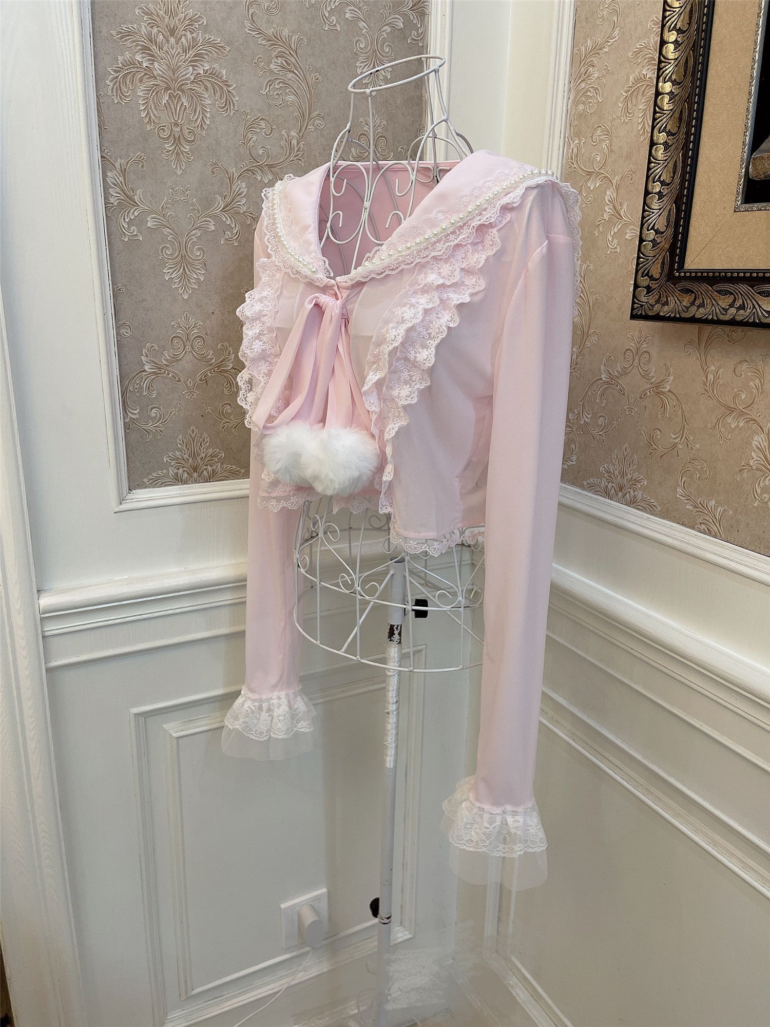 Sweetheart Princess Cropped Cardigan