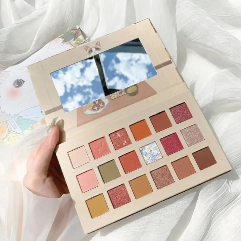 Neko Sweetie 18 Color Eyeshadow Palette