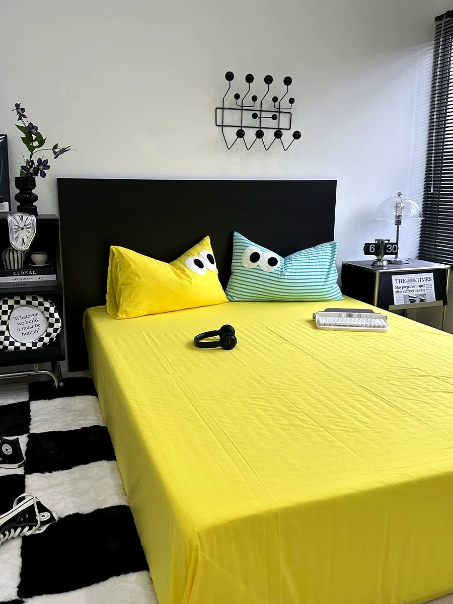 Big Eyes Bedding Set
