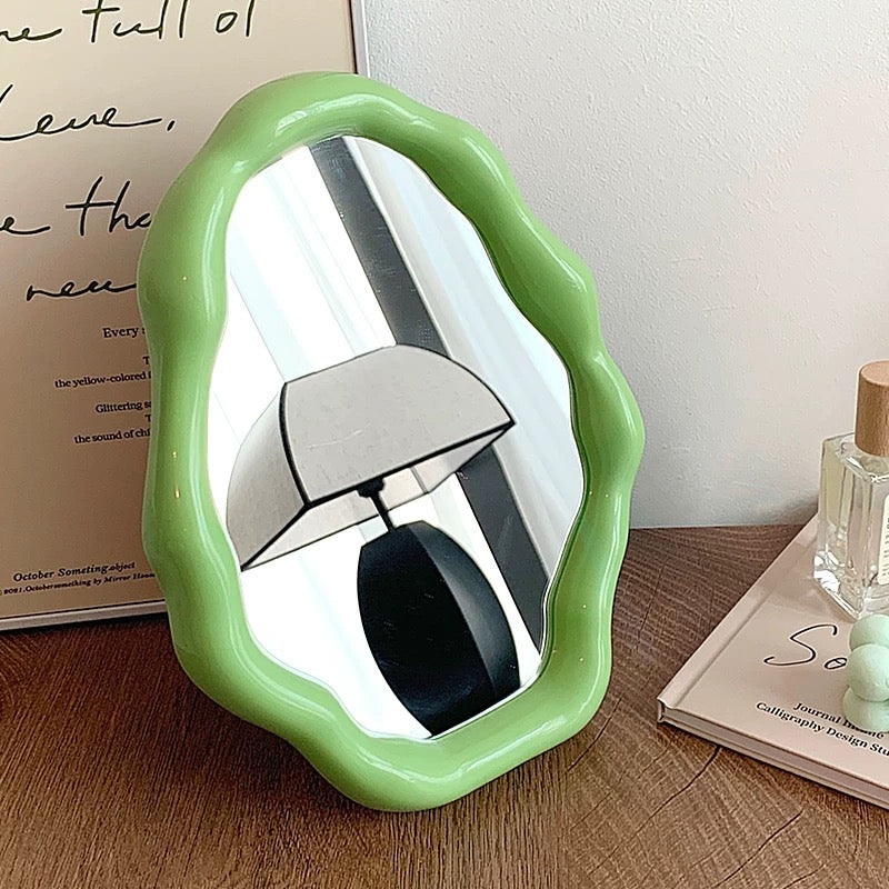 Pastel Wavy Mirror Green