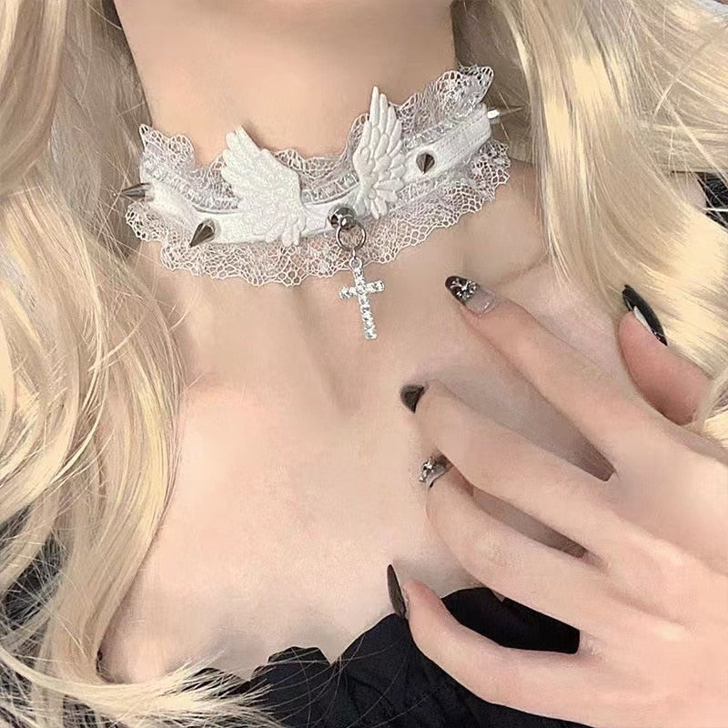 Praise The Angels Choker White