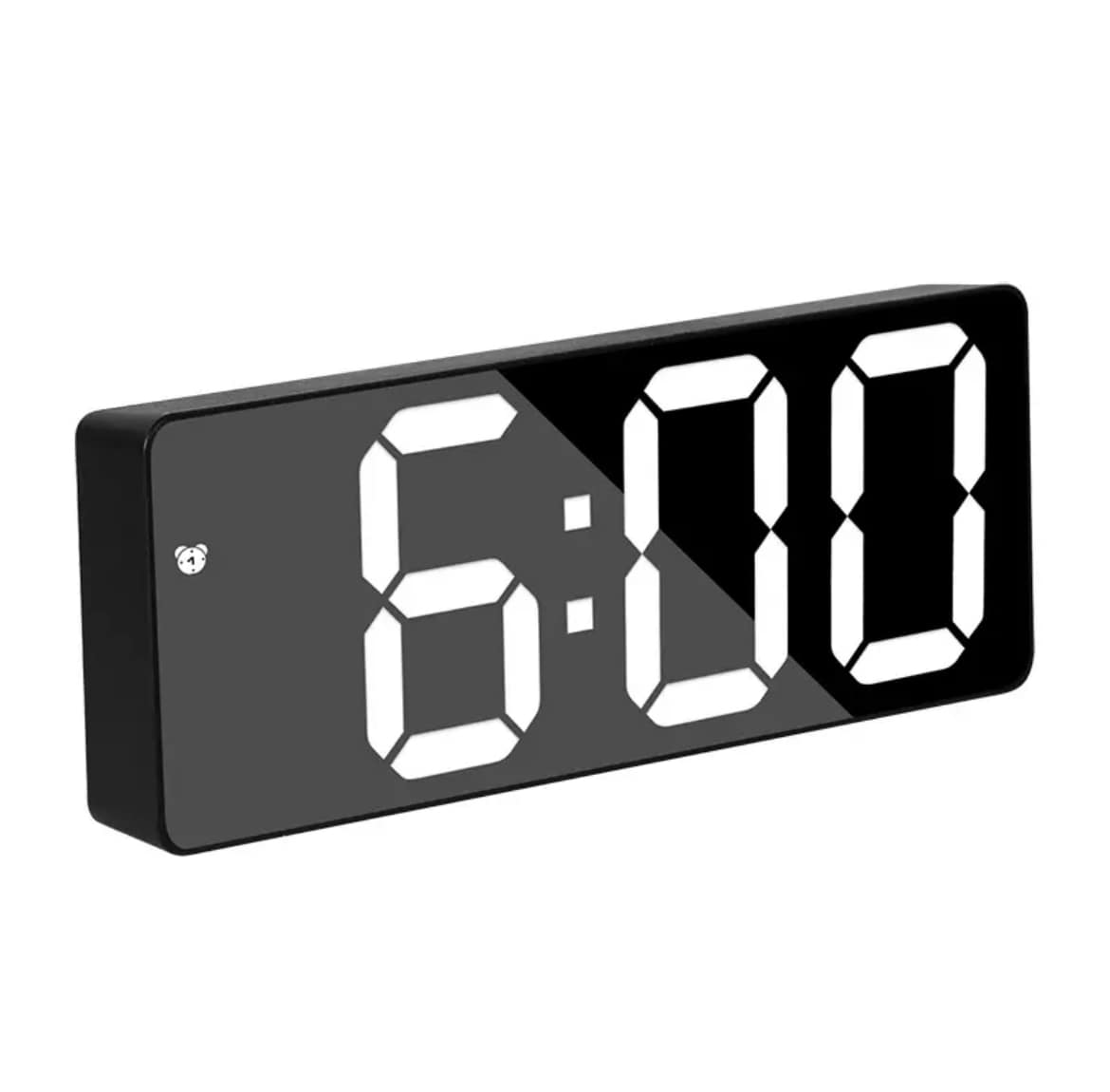 Nordic Silver Clock Total Black