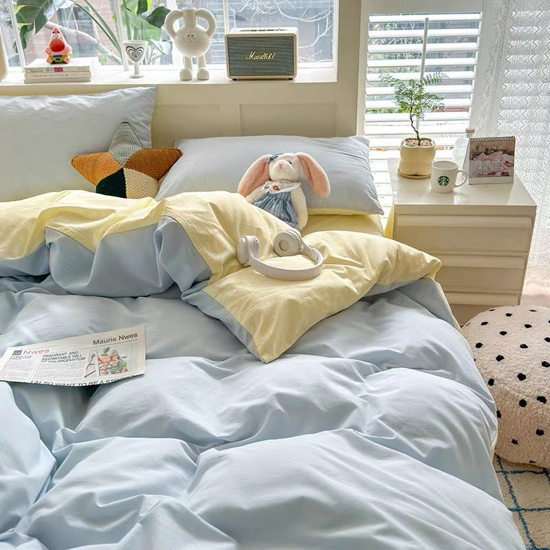 Light Blue Minimalist Bedding Set